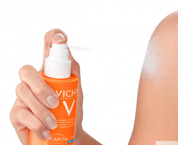 ВИШИ Капиталь Солей Солнцезащитный спрей с гиалуроновой кислотой SPF 30+, 200 мл