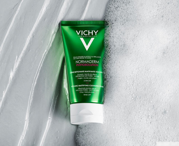 ВІШІ Нормадерм Фітосолюшн матуючий гель-крем для очищення лиця 125мл